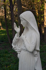 Matka Boża Miłosierdzia – rzeźba ze sztucznego kamienia (6)