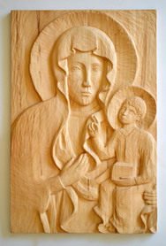Matka Boża Częstochowska Królowa Polski – płaskorzeźba z drewna lipowego
